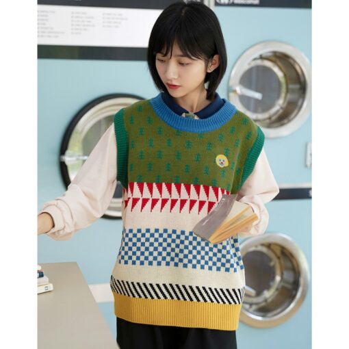 Tree Pattern Cartoonish Embroidery Knitted Sweater